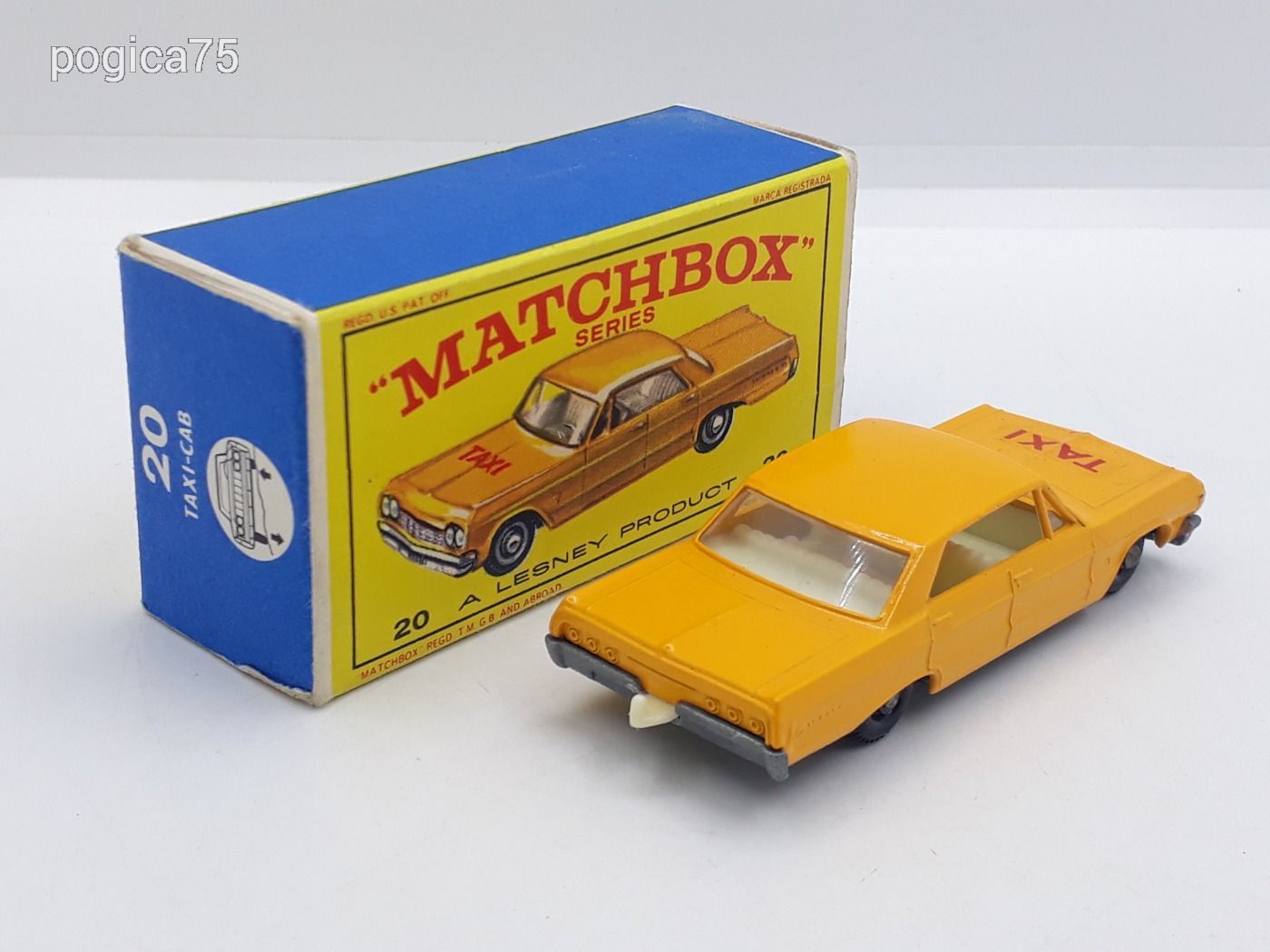 Matchbox Regular Wheels Gombkerekű Chevrolet Impala Taxi Eredeti Doboz Ritkaság