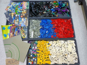 LEGO ömlesztett vegyes csomag figura elemek 3,4 kg #2415