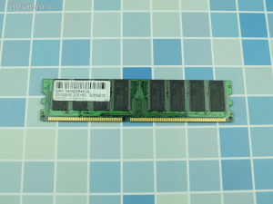 Samsung 1GB DDR 400 MHz RAM memória asztali gépbe