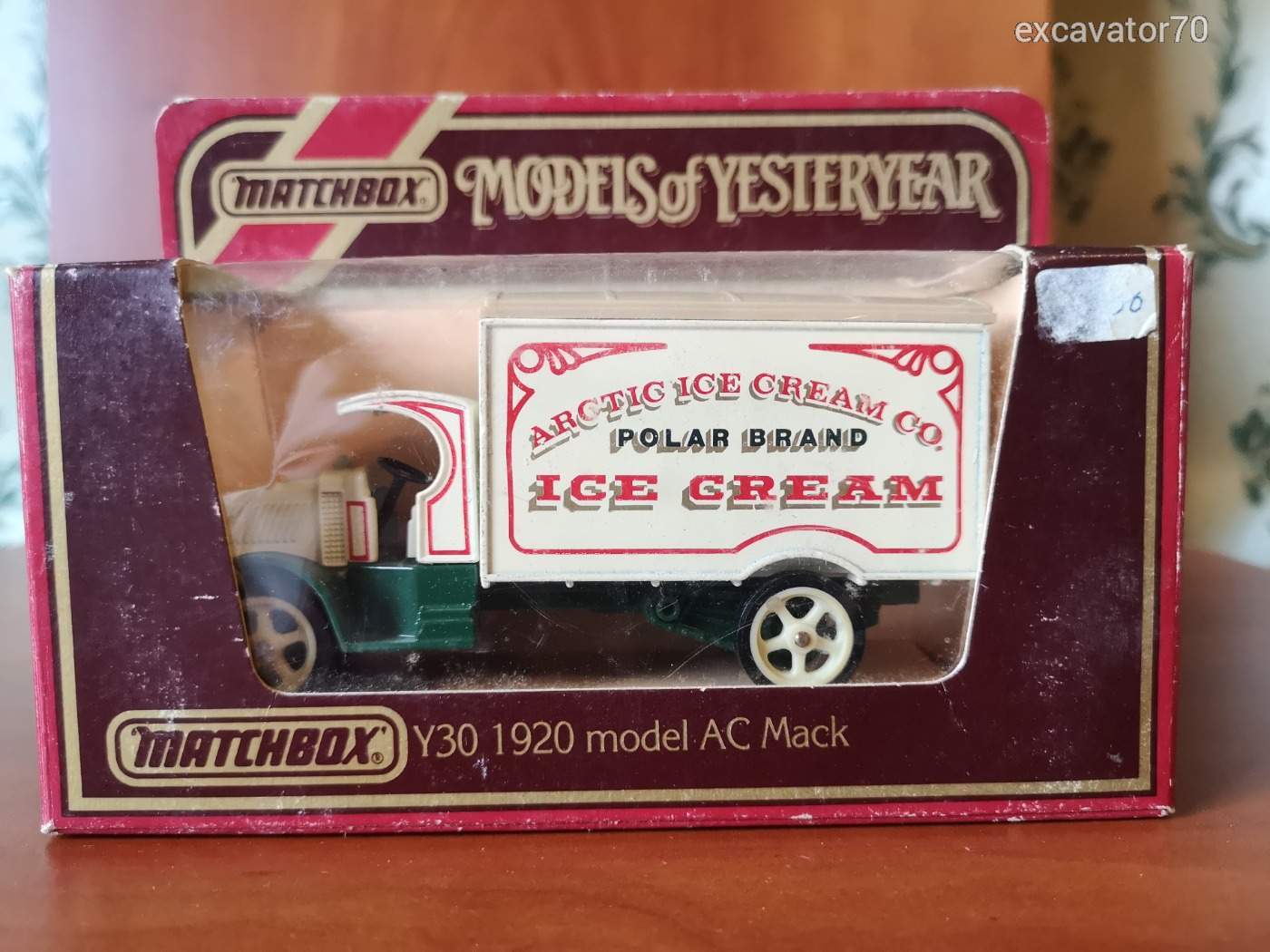 Matchbox Y 30 1920 Modell AC Mack Ice Cream Made In England 1985 Matchbox Y 30 1920 Modell AC Mack Ice Cream Made In England 1985