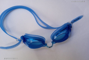 SLAZENGER KÉK úszószemüveg 15 cm állítható orr/ fejpánt  szilikon