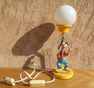 Walt Disney asztali lámpa,álló lámpa.33.cm.Pluto kutya.