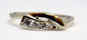 Fehér arany köves gyűrű (ZAL-Au 105867)