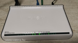 Tenda 3G611R+ Wireless Router