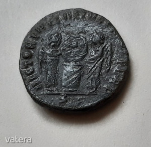 I. Constantinus augustusként kisbronz Trier - VICTORIAE LAETAE PRINC PERP VOT PR - pajzs 2 Viktória
