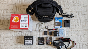 Canon EOS M3 MILC EF-M15-45 és EF-M22, 2 db akku, töltő, táska, komplett fotós szett