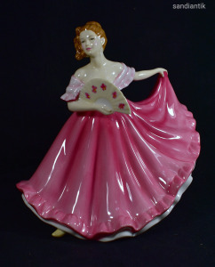 ELAINE ... LÁNY LEGYEZŐVEL ... GYŰJTŐI ROYAL DOULTON PORCELÁN SZOBOR X