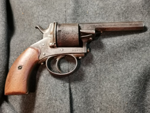 Antik 19 századi American 38 kaliber revolver  hatástalanítási papírral mesterjellel
