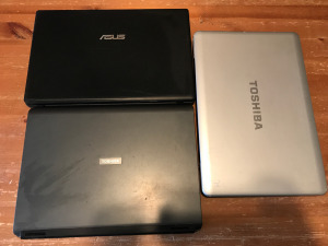 Vegyes laptop csomag - nem tesztelt - Asus, Toshiba