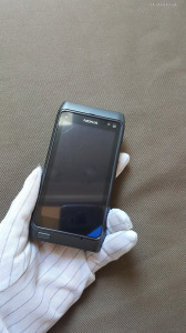 Nokia N8 - független