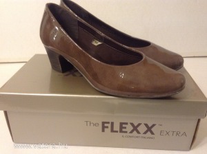 Új női lakkbőr pumps,komfort félcipő,The Flexx extra olasz/egyiptomi bőr cipő,37,5