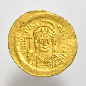 Bizánc : Iustinianus  arany solidus  ( 4,52 g )  -PAP143