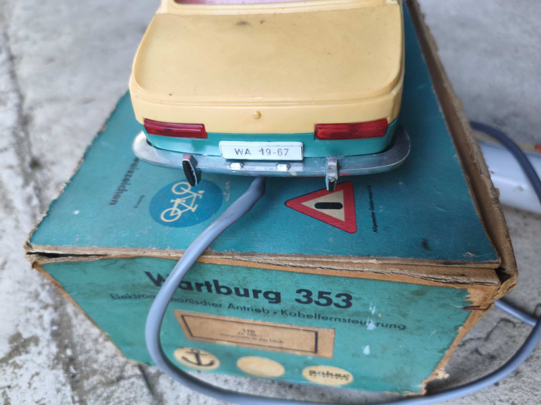 Távos Wartburg piko anker távirányítós warez