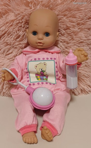 Ölelős csecsemő baba varázscumisüveggel 40 cm