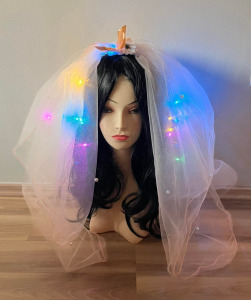Leánybúcsú lánybúcsú  leD-es világító fátyol menyasszonyoknak  BARACK színben KÉSZLETEN
